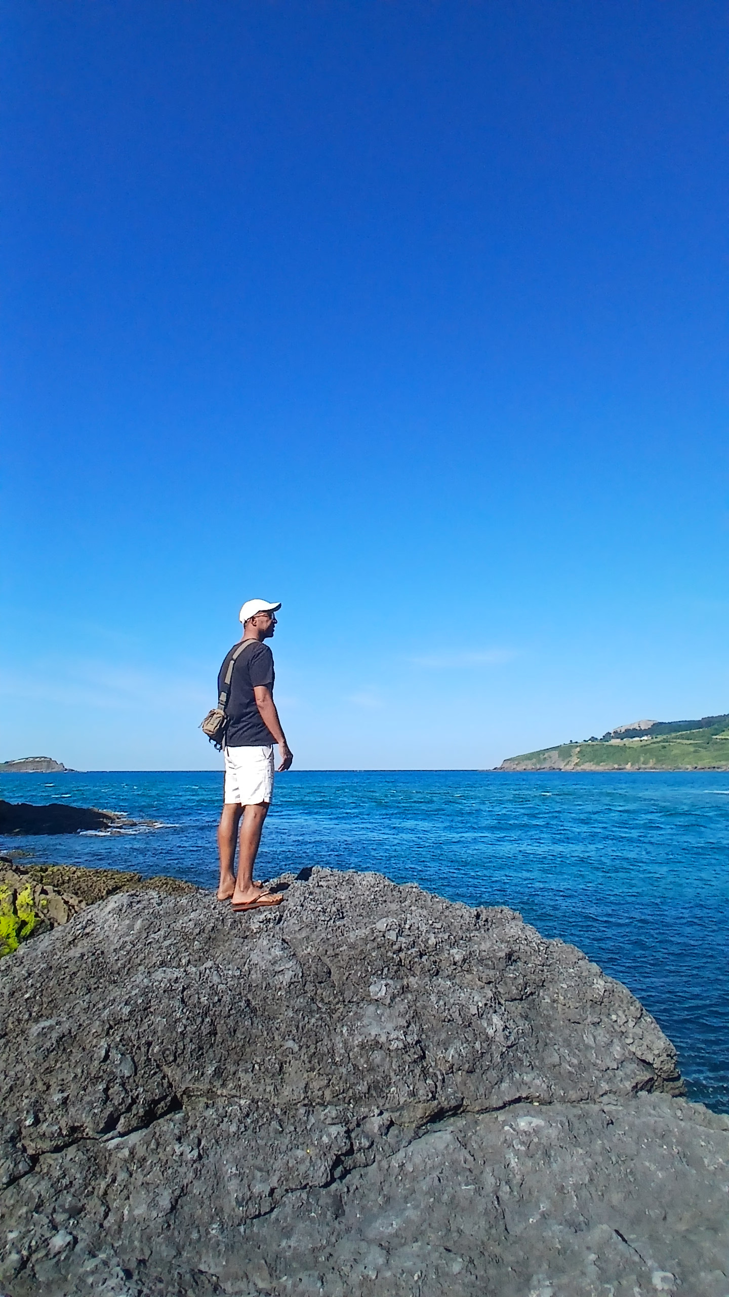 Aulas de stand up em praias paradiziacas é com a Gostoso Surf School, te ensinamos rapidamente | aluguel de pranchas