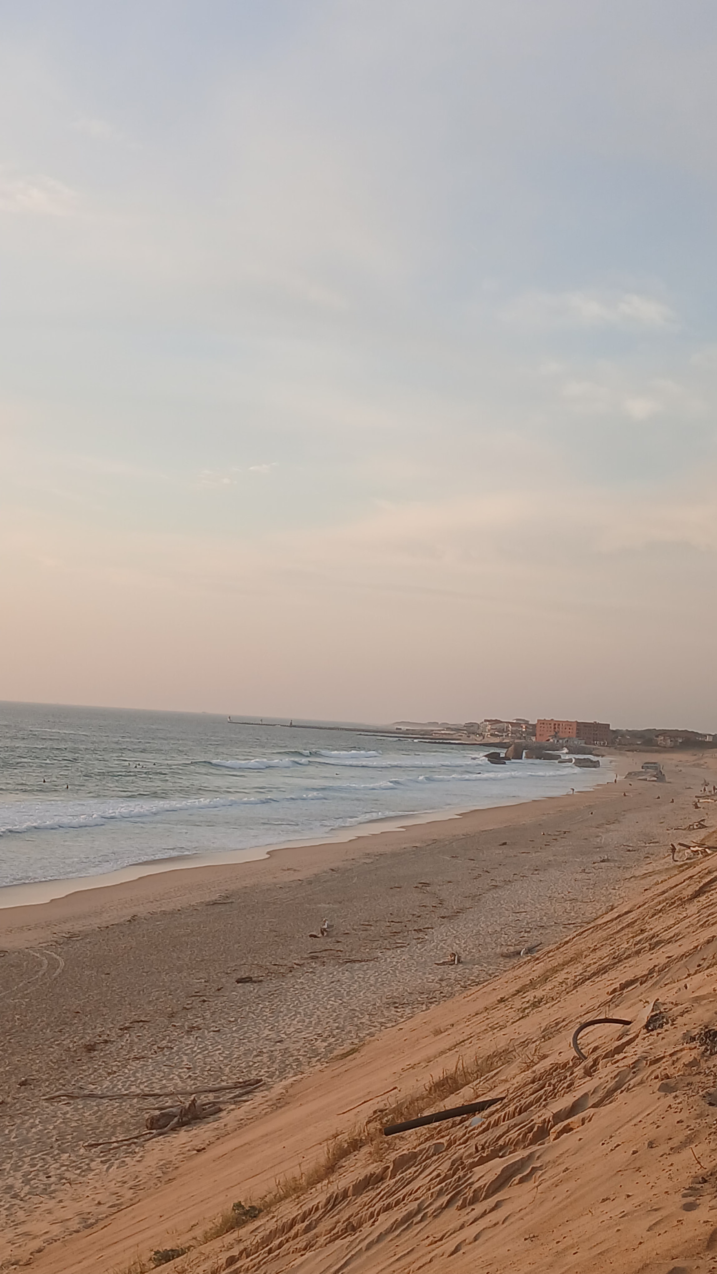 Aulas de stand up em praias paradiziacas é com a Gostoso Surf School, te ensinamos rapidamente | aluguel de pranchas